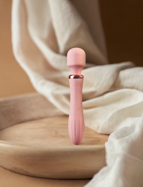 Woman's masturbator - Wand Vibrator
